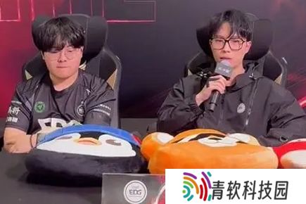 EDG教练：Jieni7图一霓虹没有训练赛惊艳，他训练赛霓虹挺强
