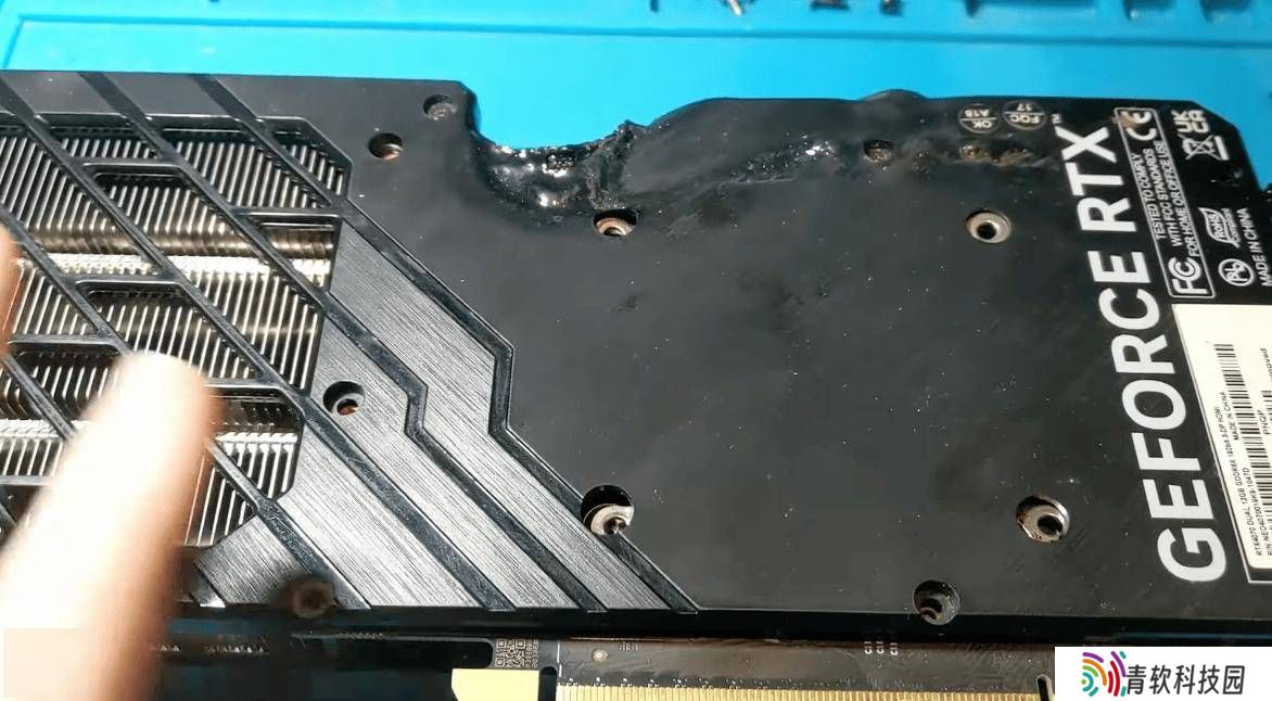 矿机电源成“杀手”？玩家RTX 4070显卡不幸被烧毁