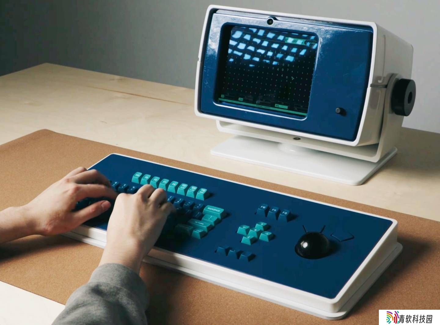 《人生切割术》同款键盘来袭！Atomic Keyboard众筹价最低399美元