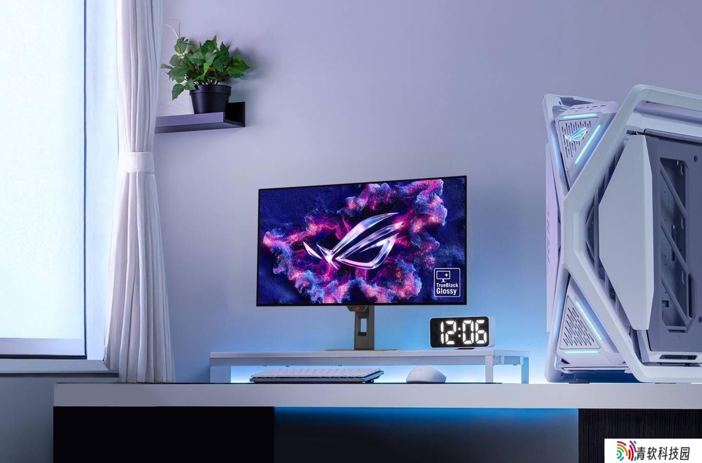 华硕ROG Strix OLED XG32U系列：4K OLED显示器配抗反射涂层亮相