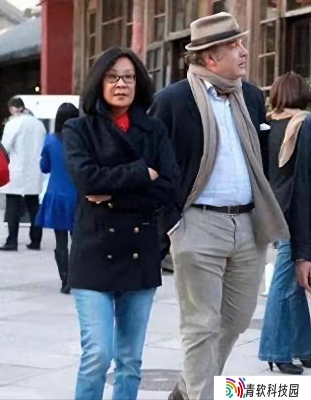 明星崇洋媚外：中国捞金美国享福，中美贸易战下仍巴结美国？