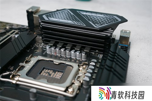 又一款开放世界大作，艾尔莎BOWMID B760 PRO D4和你玩转《四海兄弟：故乡》