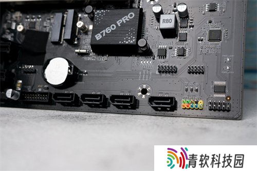 又一款开放世界大作，艾尔莎BOWMID B760 PRO D4和你玩转《四海兄弟：故乡》