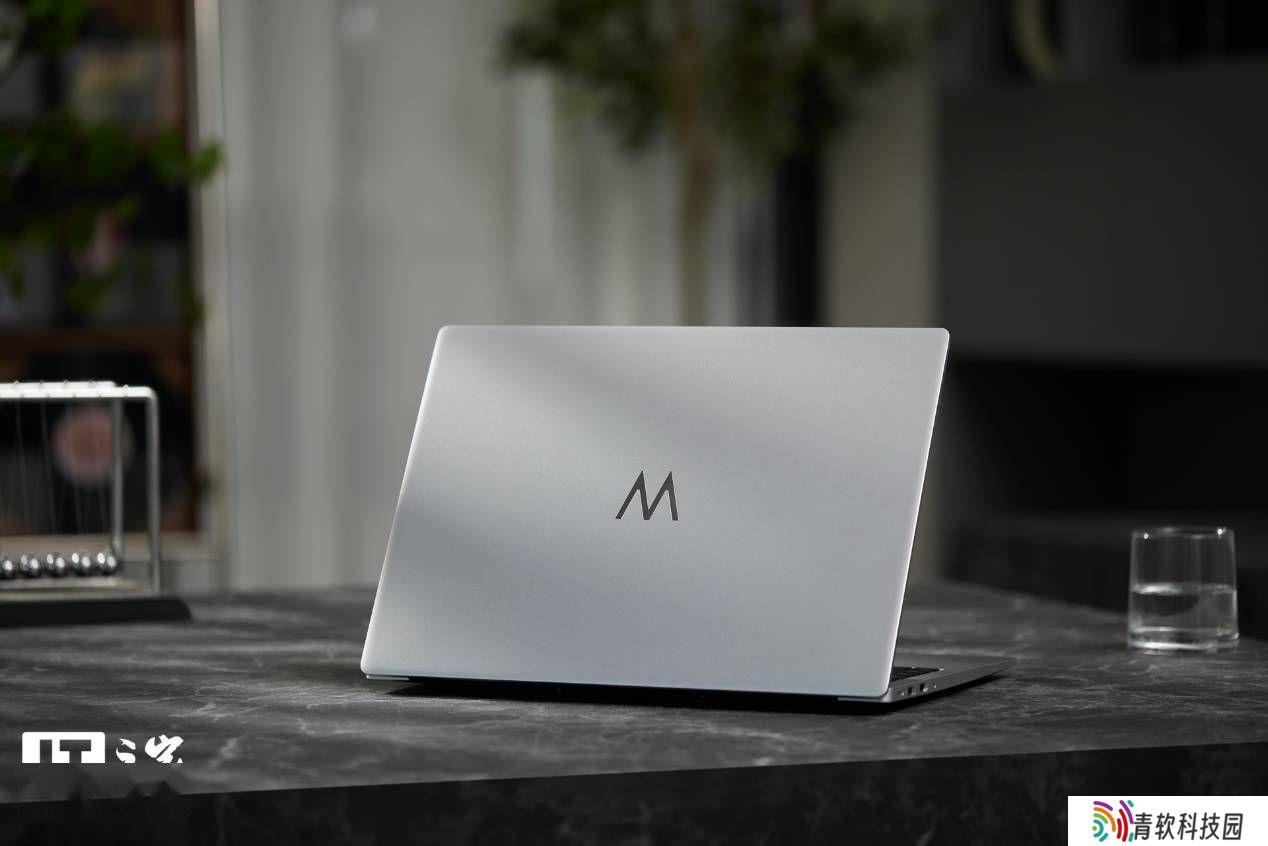 Hi MateBook D系列新品开箱：大屏护眼，简约高效新体验！