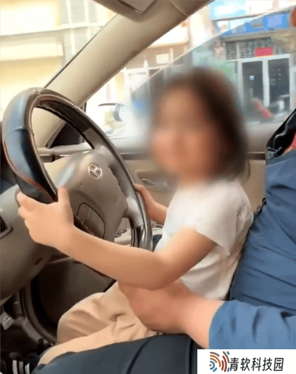 为博流量男子危险驾驶，父女嬉笑间险象环生终被罚