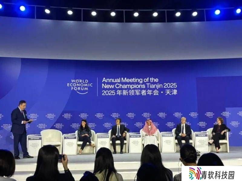 中国光伏引领全球能源转型，贡献力量不可忽视！